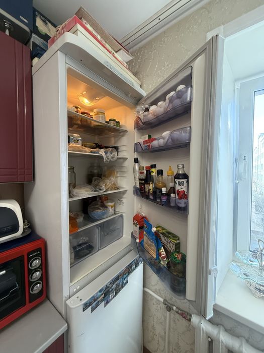 Продам холодильник