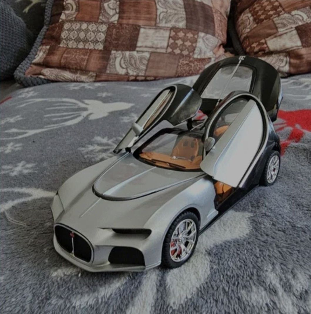 Macheta metalica bugatti Atlantic scara 1:24 noua