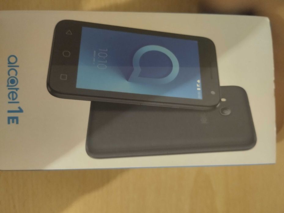 Смартфон Alcatel 1E