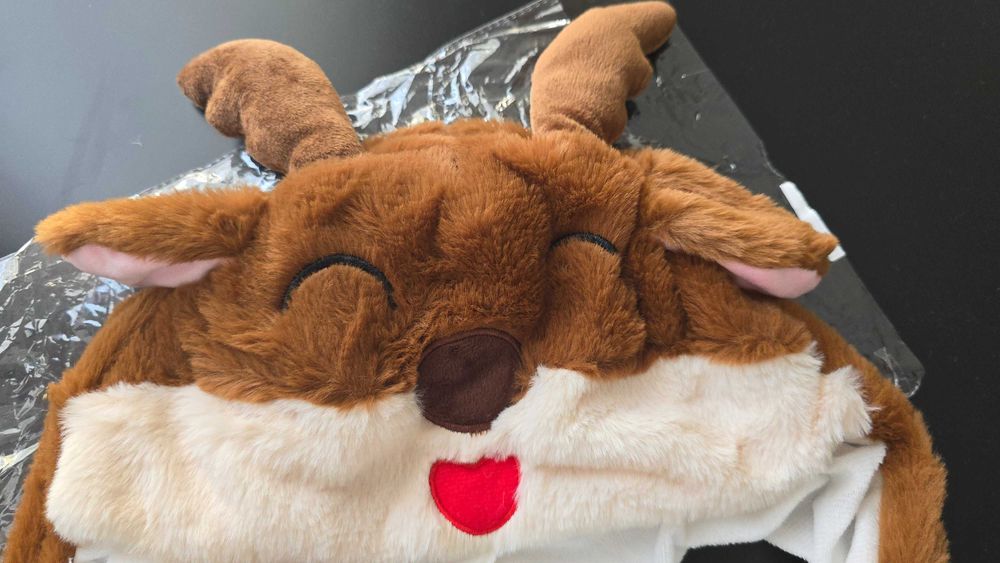 Caciula adulti si copii, cu urechi miscatoare