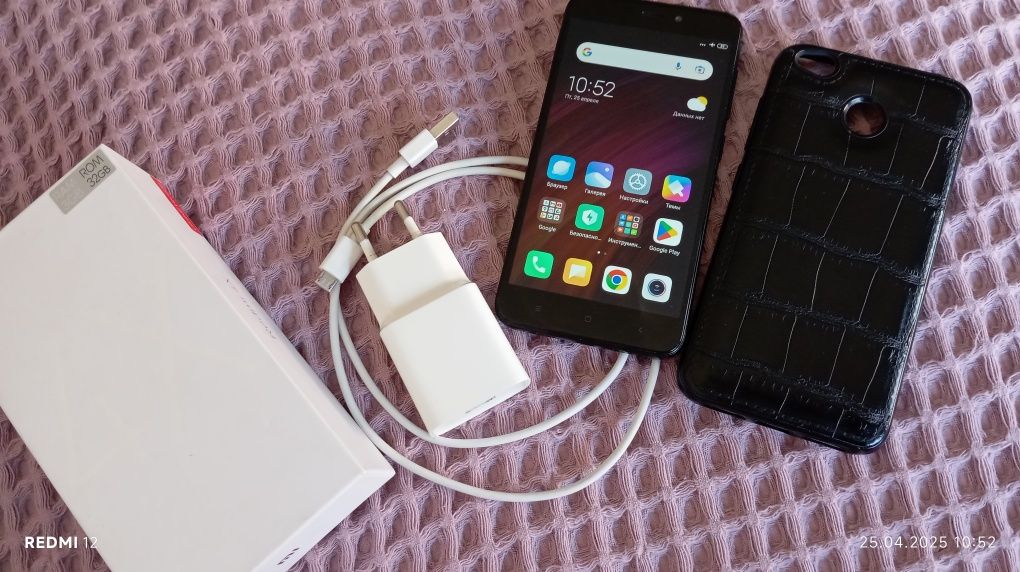 Телефон REDMI 4X.  32 GB