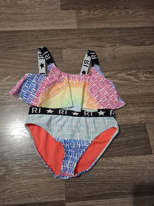 Costume de baie .fetita 122/128