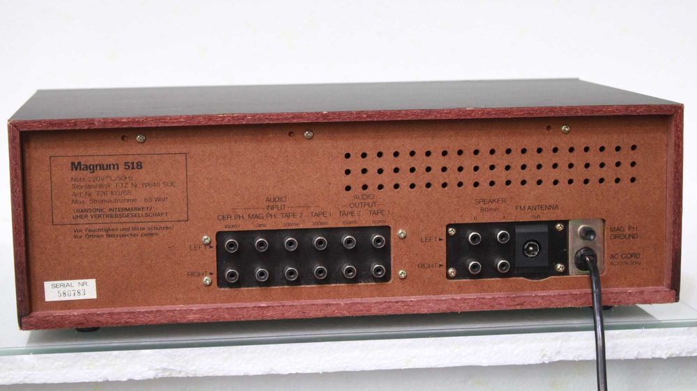 Statie/Amplificator/Tuner Magnum/Uher 2 x35W.