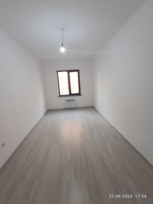 Сотилади. Янги дархон 2 (Сергели) 26 дом 8 квартира. 2 хонали.