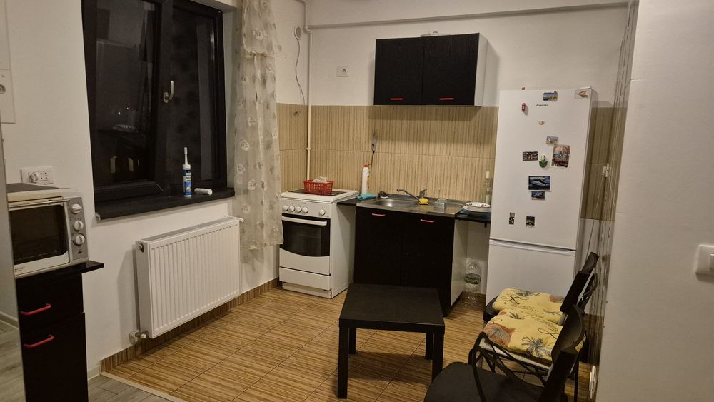 Inchiriez apartament 2 camere