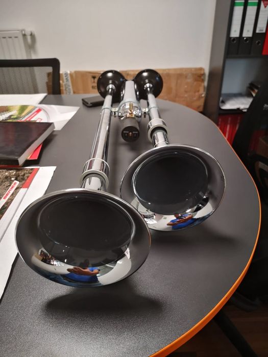 Set 2 goarne aer  lungi camion autoutilitare tractoare 12v 24v