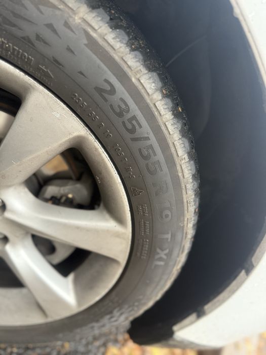 Зимние Шины Continental 235/55R19