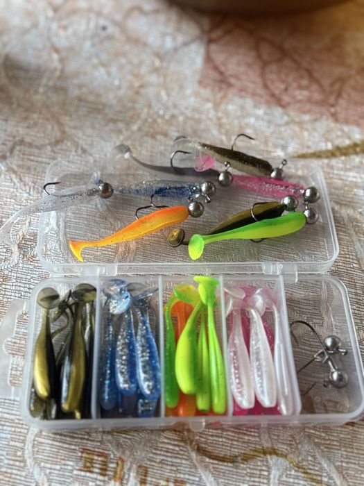 Силиконови примамки със джиг глави