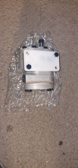 Pompa hidraulica tractor UTB U-650 Sens rotatie	Dreapta
Viteza de rota