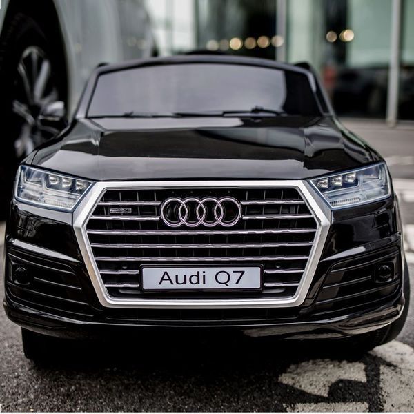 Акумулаторен джип Audi Q7 New