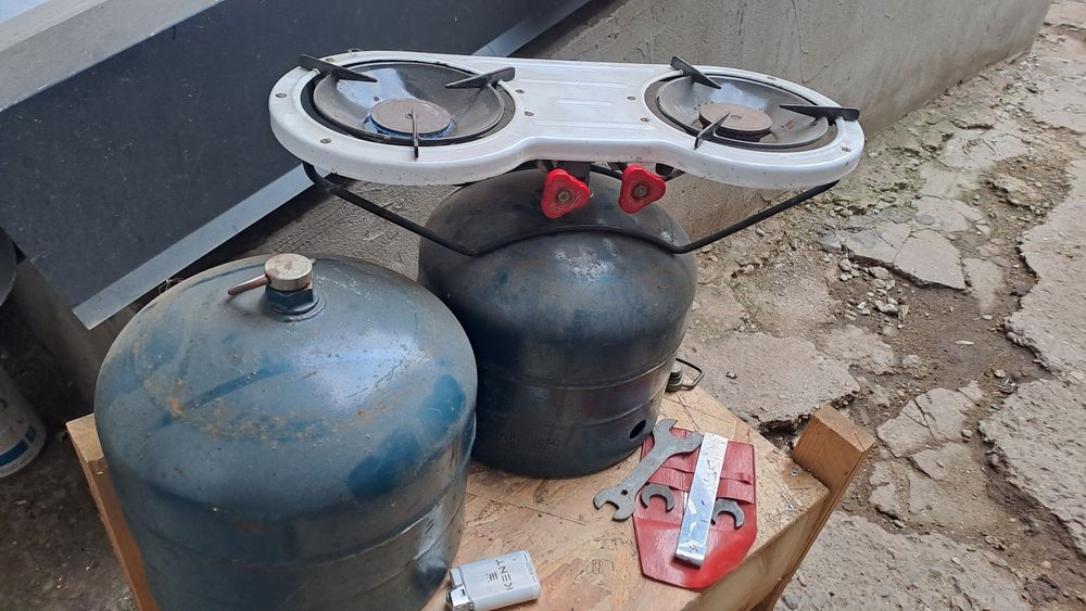 Aragaz de voiaj cu 2 ochiuri