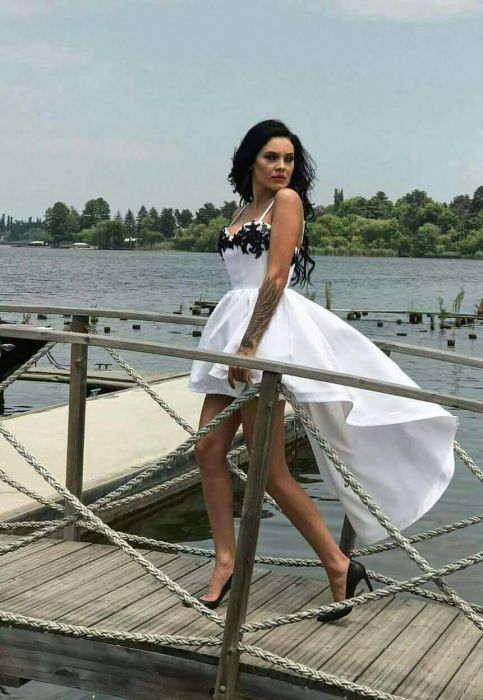 Rochie eleganta (mireasa)