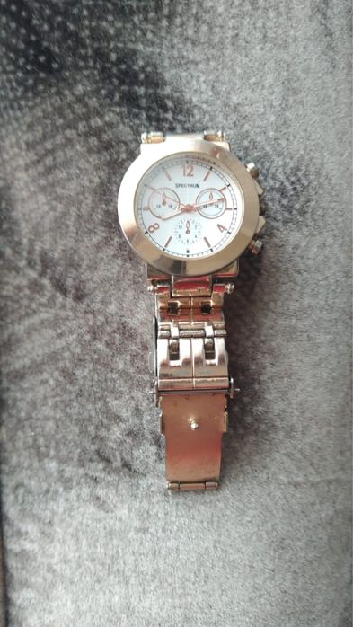 Часы наручные женские