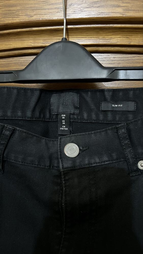 Pantaloni blugi jeans denim scurti H&M barbati, M