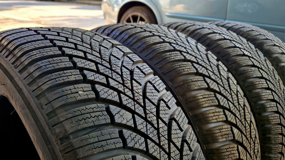 8мм 205/55/16 зимни гуми Bridgestone Blizzak LM005 DriveGuard