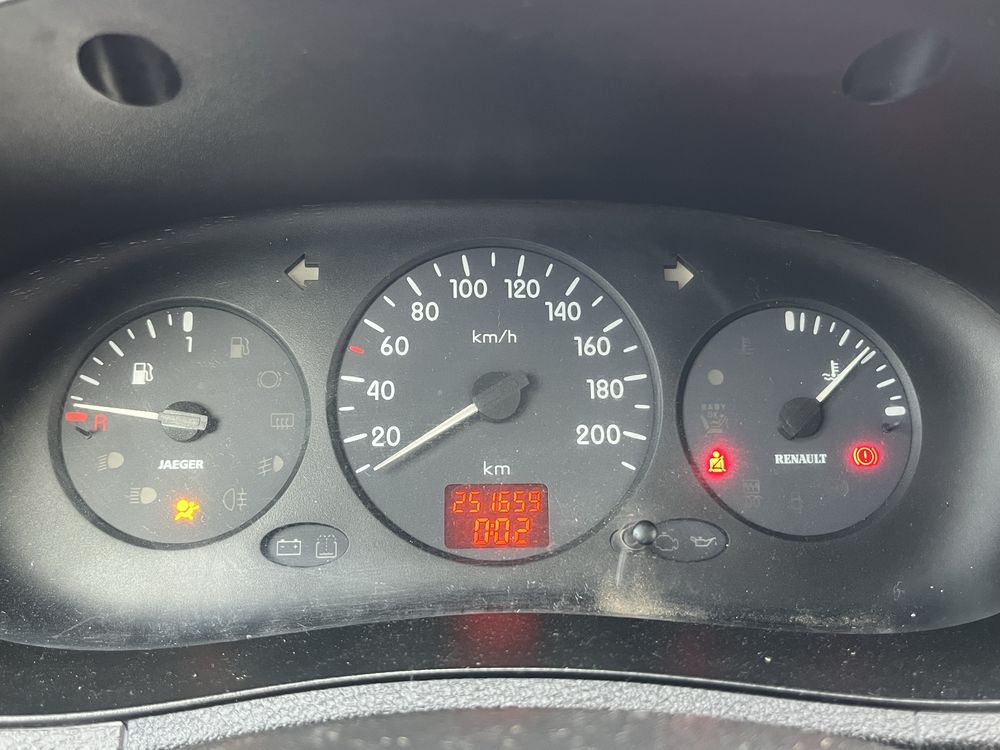 Vând renault kango 1.9 disel