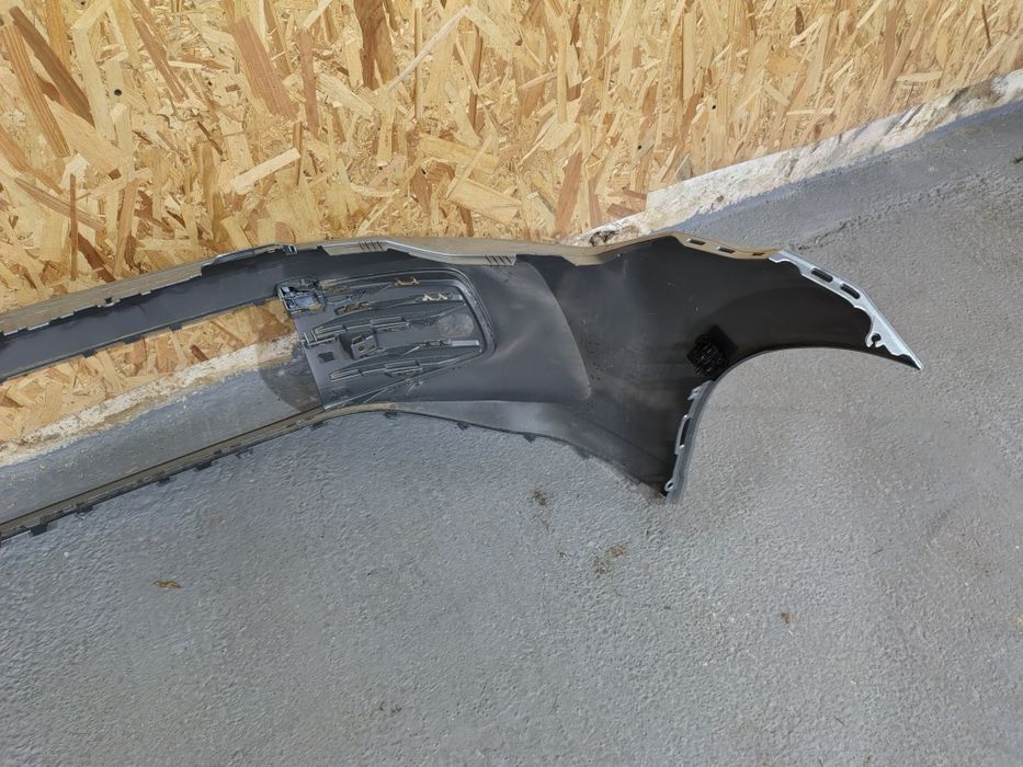 Bara fata VW Golf 8 an 2024 2025