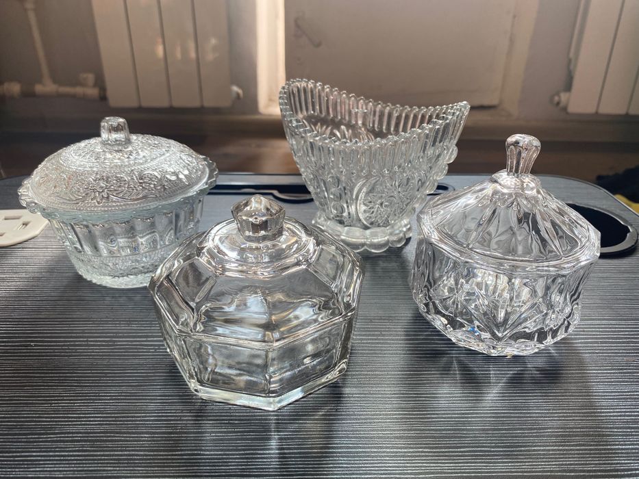 Сахарницы, конфетницы, вазочки