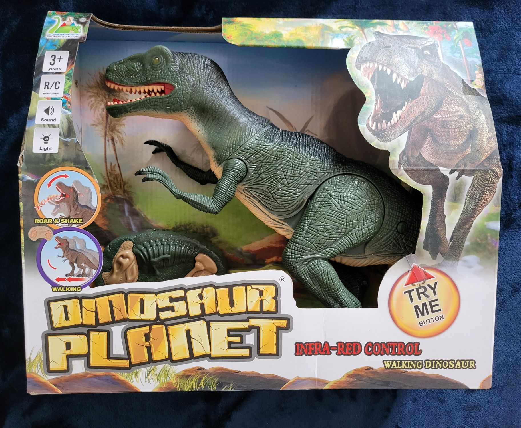 Динозавр на пульте управления новый
