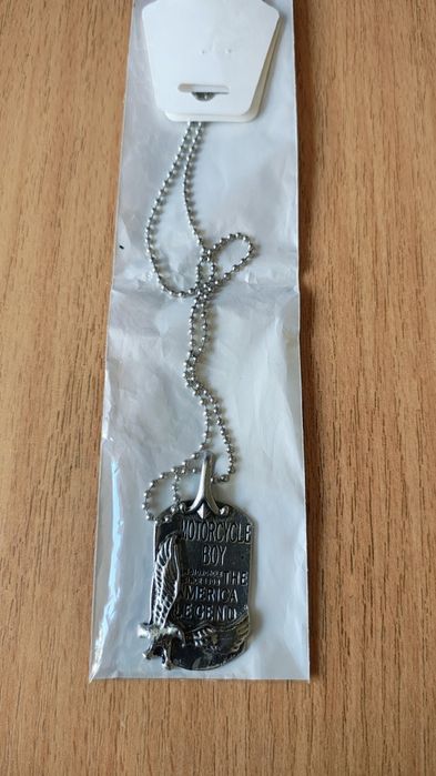 Vand lănțișor cu pandantiv