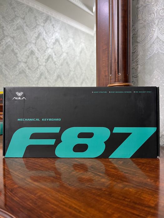 AULA F87 keyboard