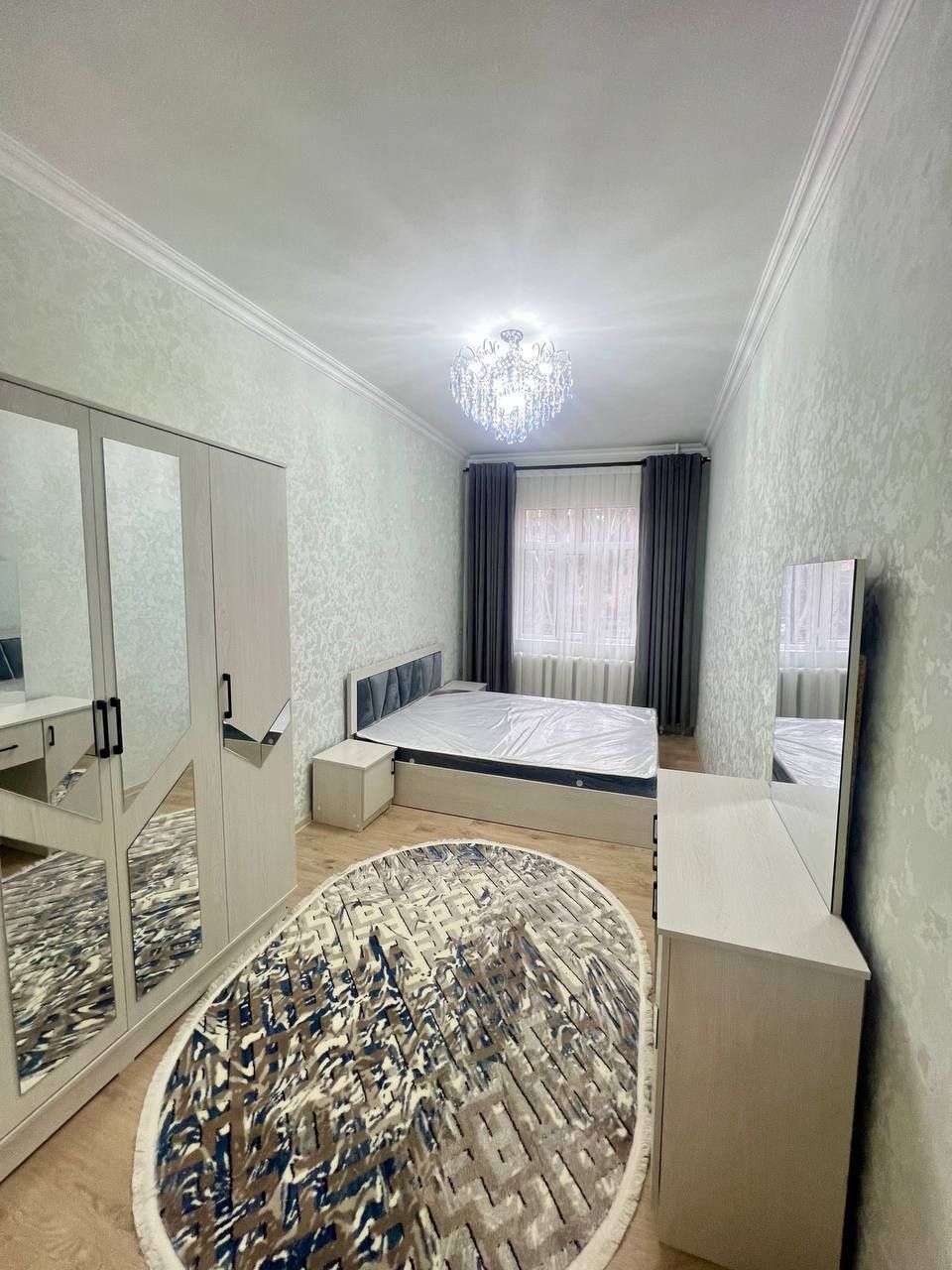 Юнусабад 12 квартал 2/2/4 (50²) продаётся квартира