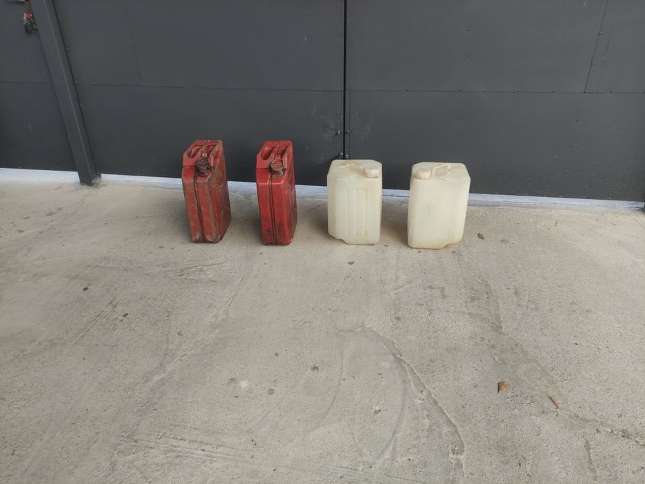 Канистры железные