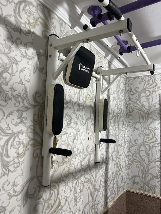 Срочно продам турник 3 в 1 для дома