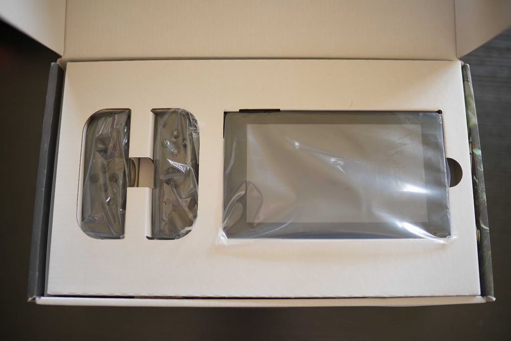 Nintendo Switch - Diablo III Eternal Collection Console Bundle