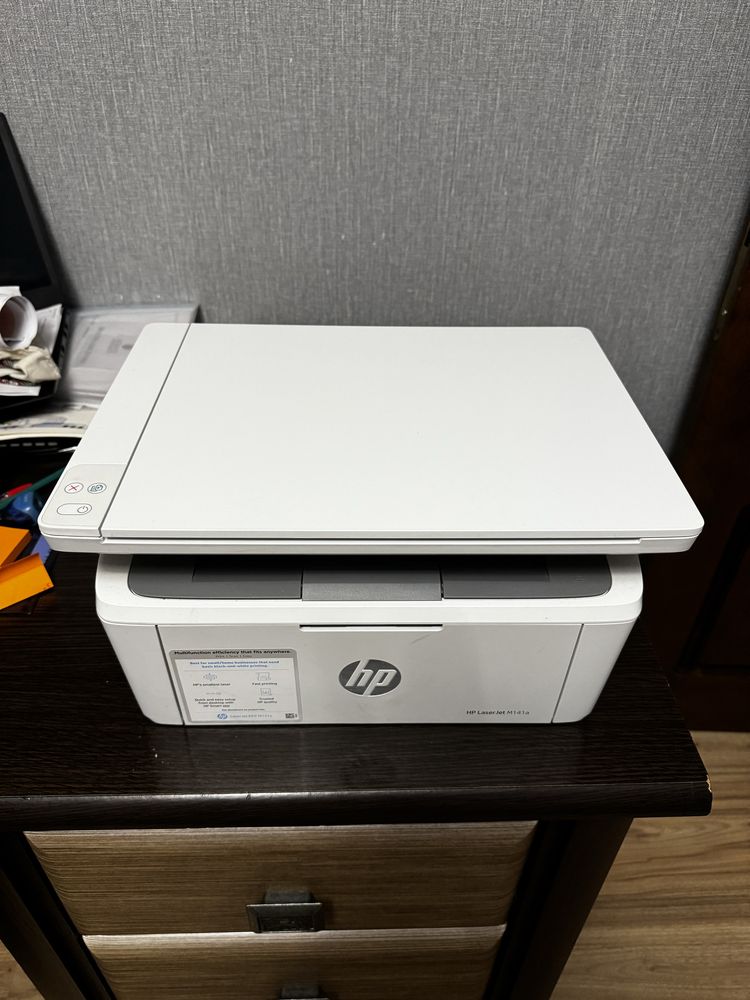 Принтер HP LaserJet MFP M141a