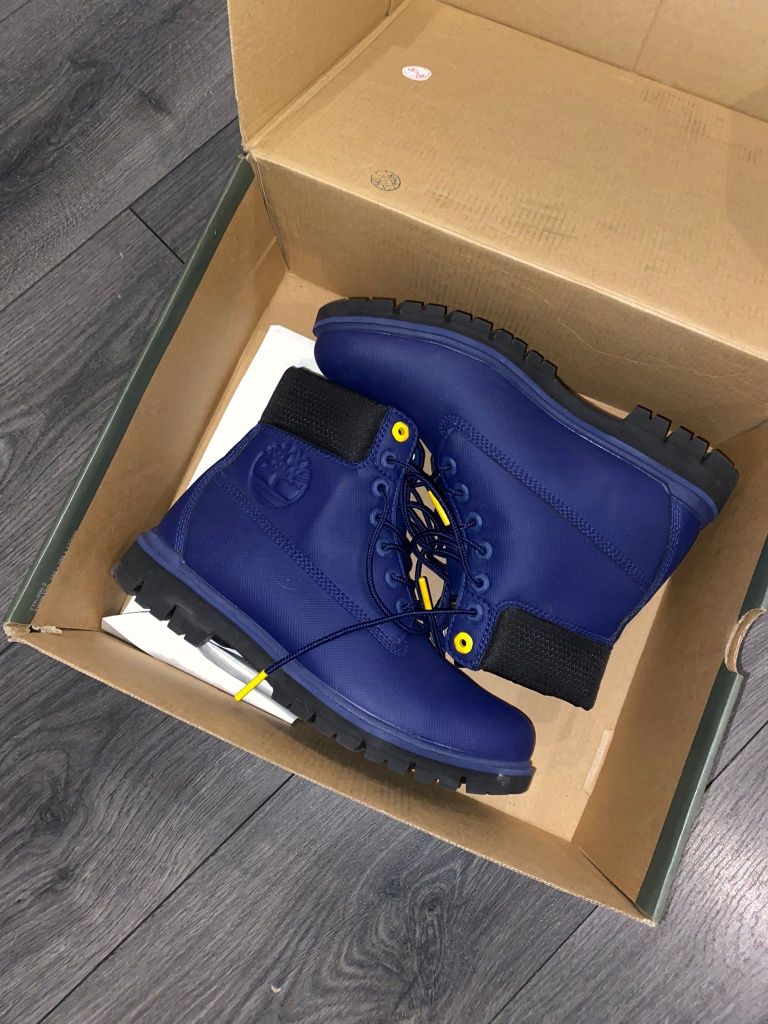 Bocanci Timberland noi originali 40