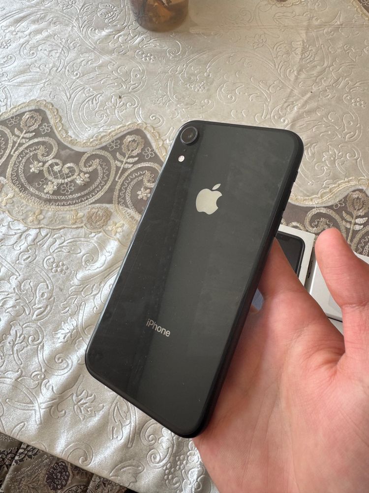 IPhone XR 64gb акб 78%