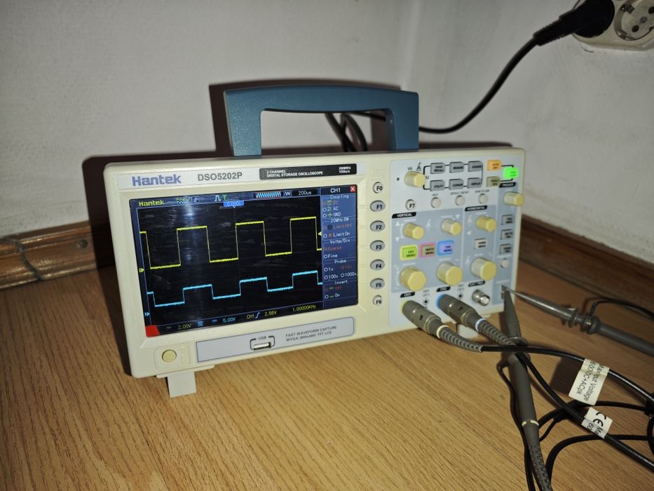 Hantek DSO5202P осциллограф