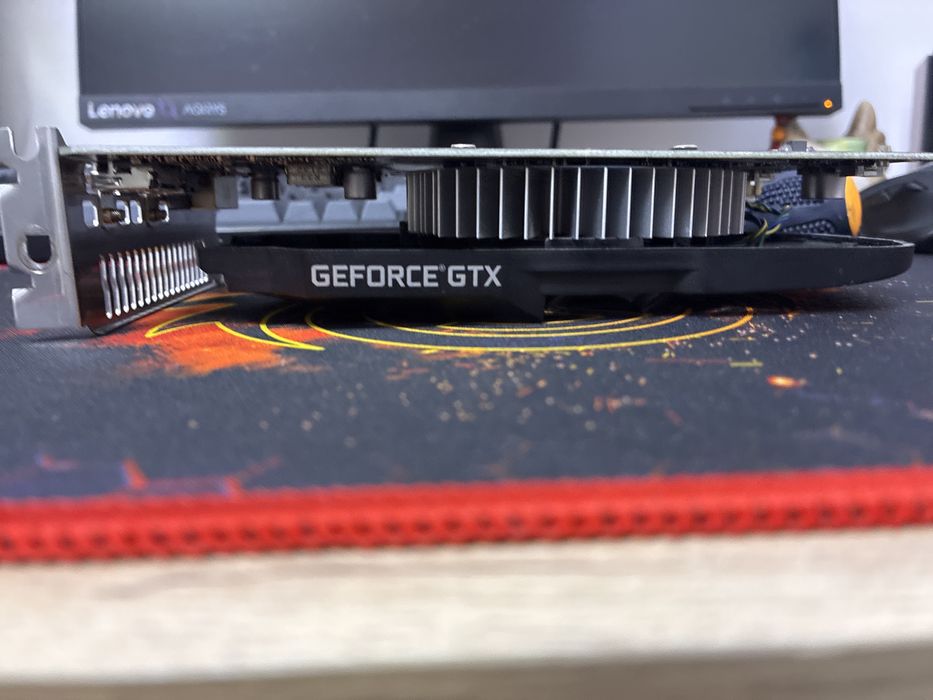 Placă video gtx 1650 oc