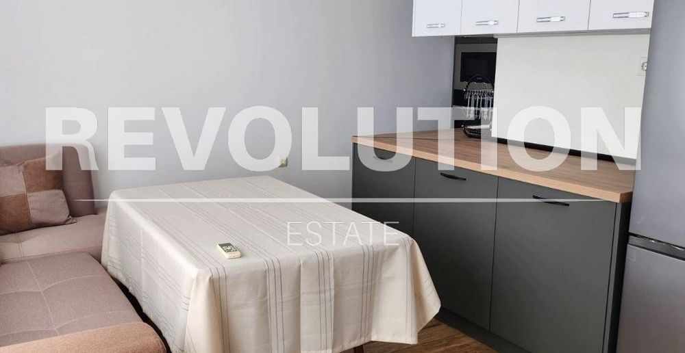 Двустаен апартамент в района на м-т Ален мак!