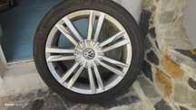 Roti vw tiguan aproape noi.