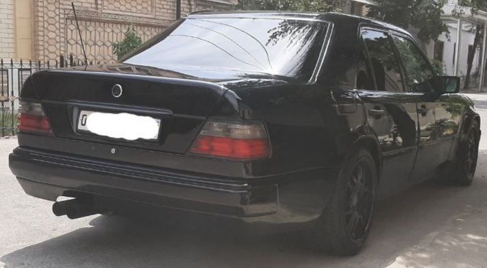 Продаётся Мерседес бенс W 124 Волчок Е 500