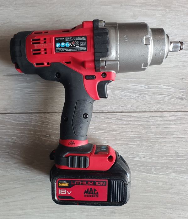 Mac Tools BWP050 (DeWalt) pistol cu impact