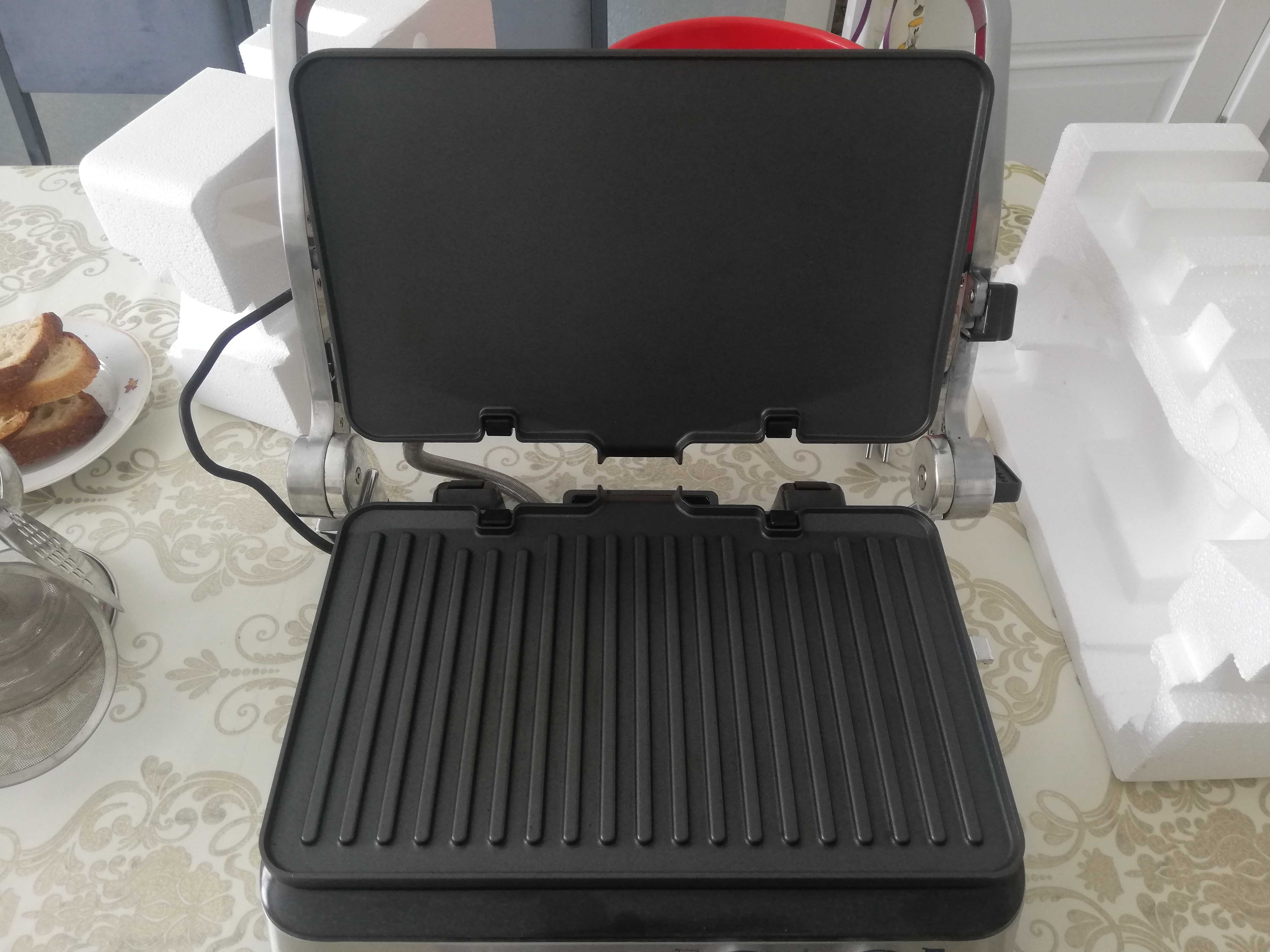 Мультигриль грильница Delonghi