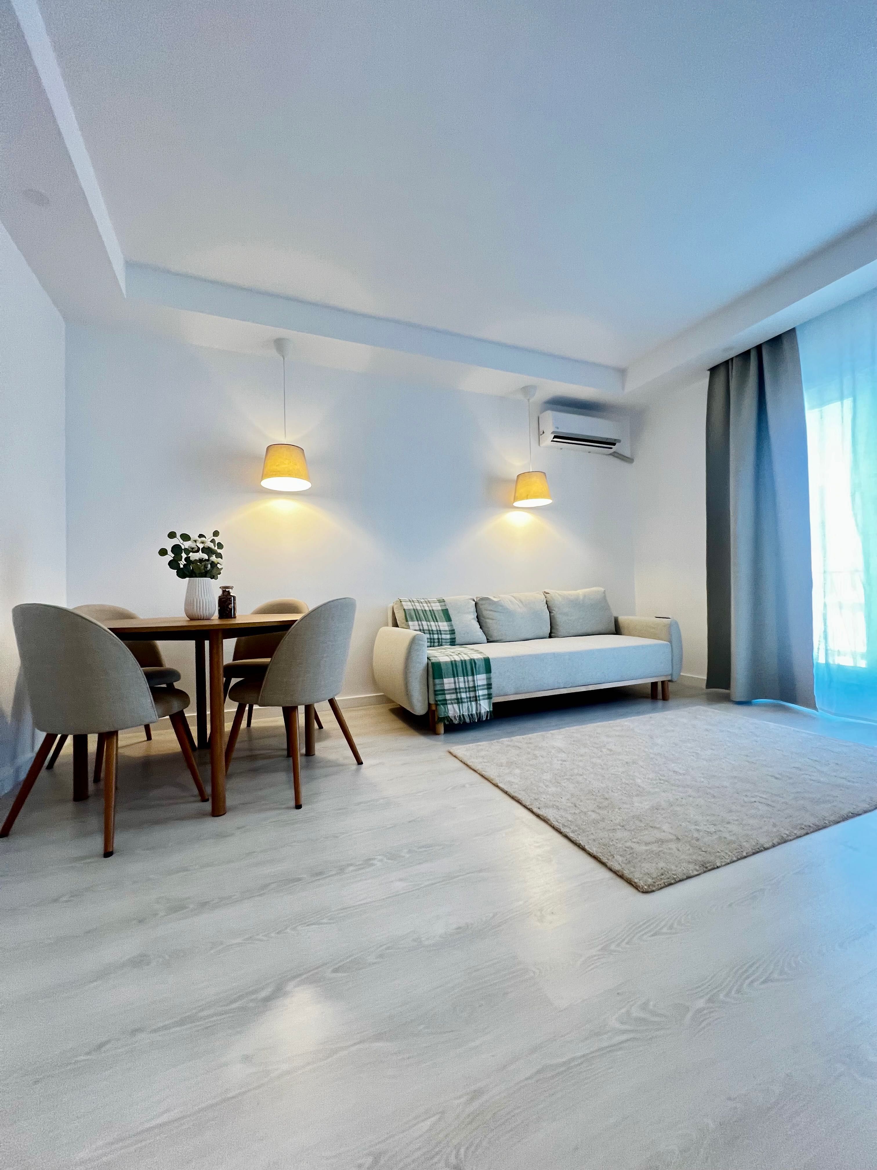 Apartament 2 camere, Cosmopolis - Prima chirie