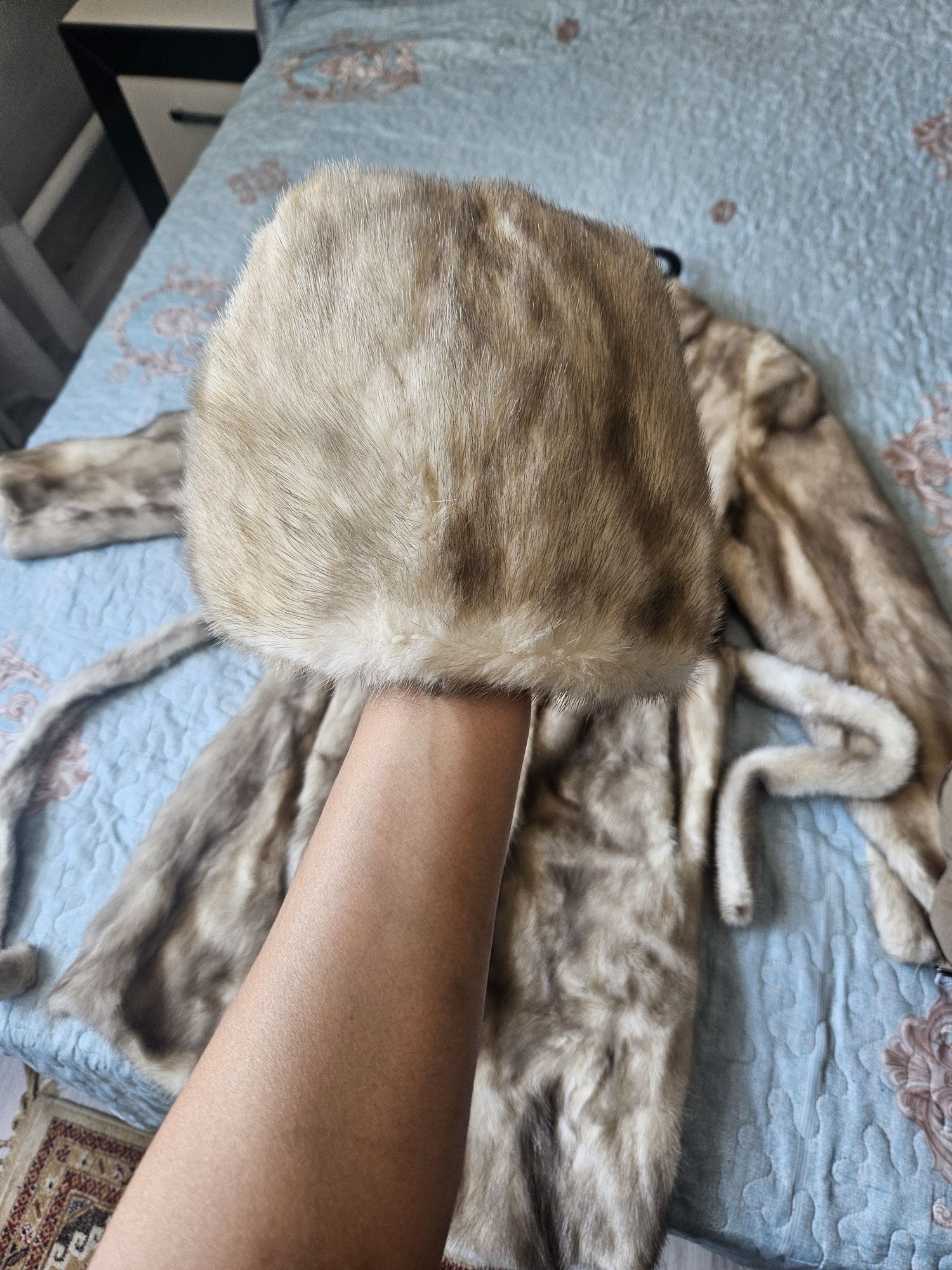 Продам норковую  шубу