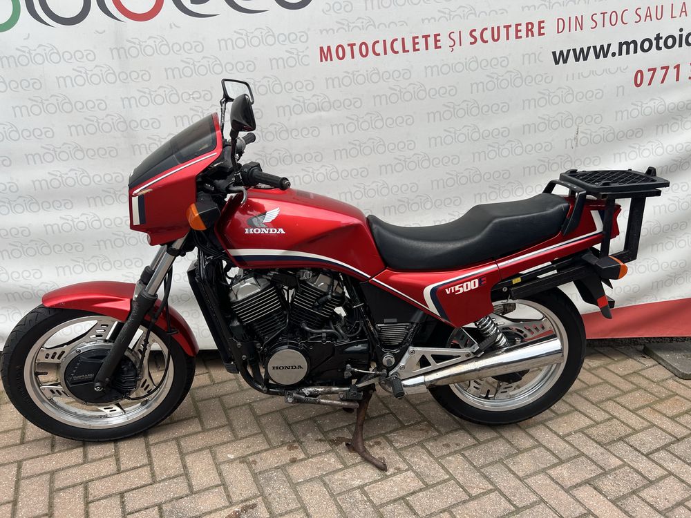 Motoideea vinde  HONDA  VT500E   1985