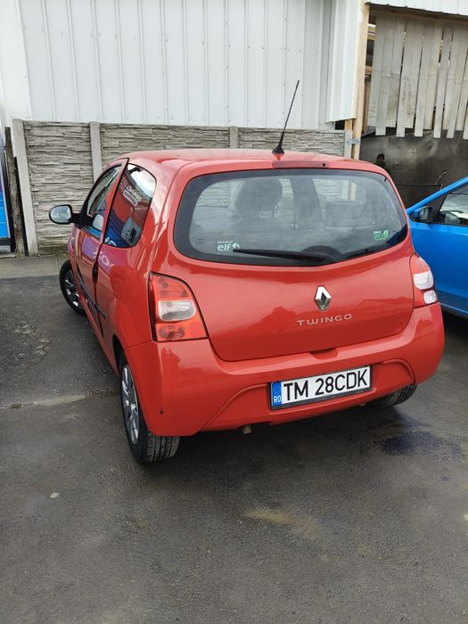 Renault Twingo – 1.2 benzină – 75 CP – An 2011