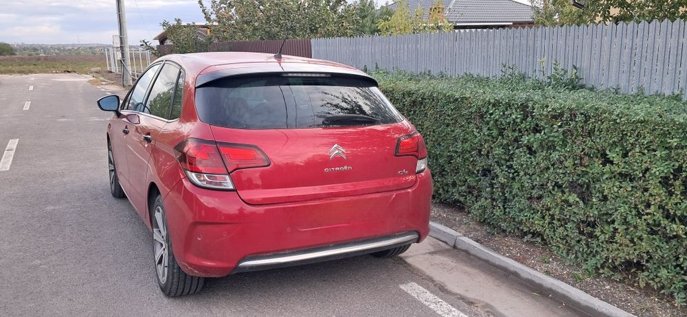 Citroen c4 2015  EURO 6. negociabil