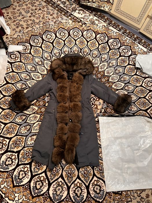 Продам парку новую