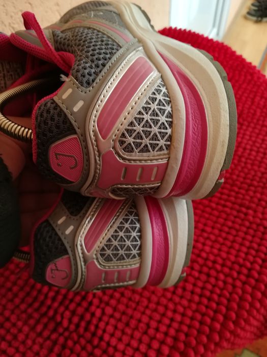 Adidași nr 39 Joya dama