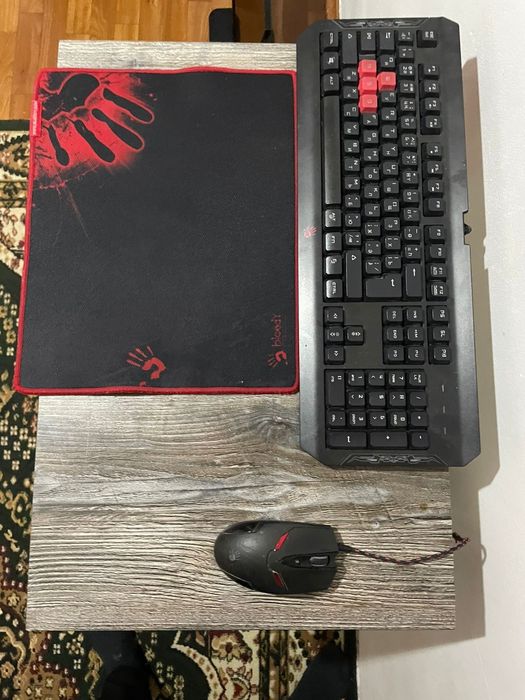 Клавиатура Bloody