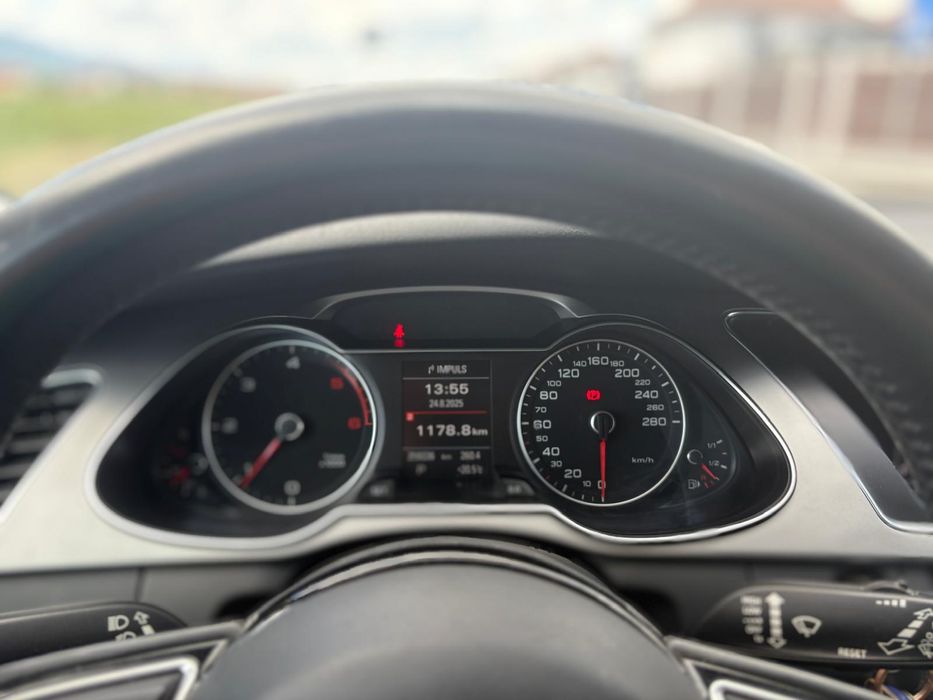 Audi A4 Avant Multitronic 8+1, CNH, 190 CP
