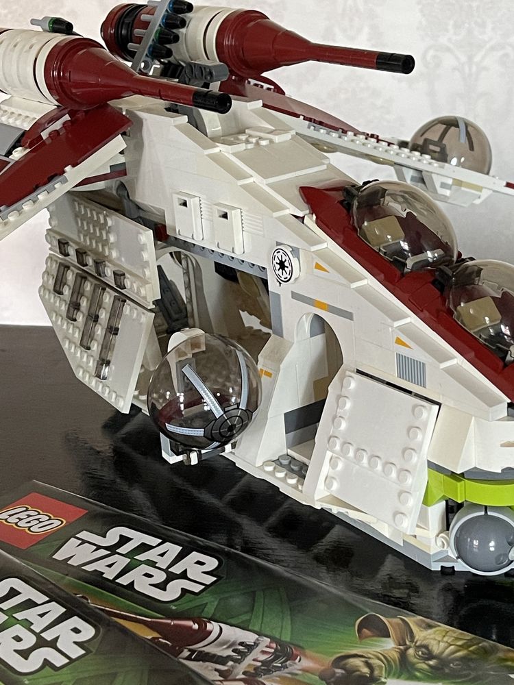 Lego Star Wars Republic Attack Gunship - 7676