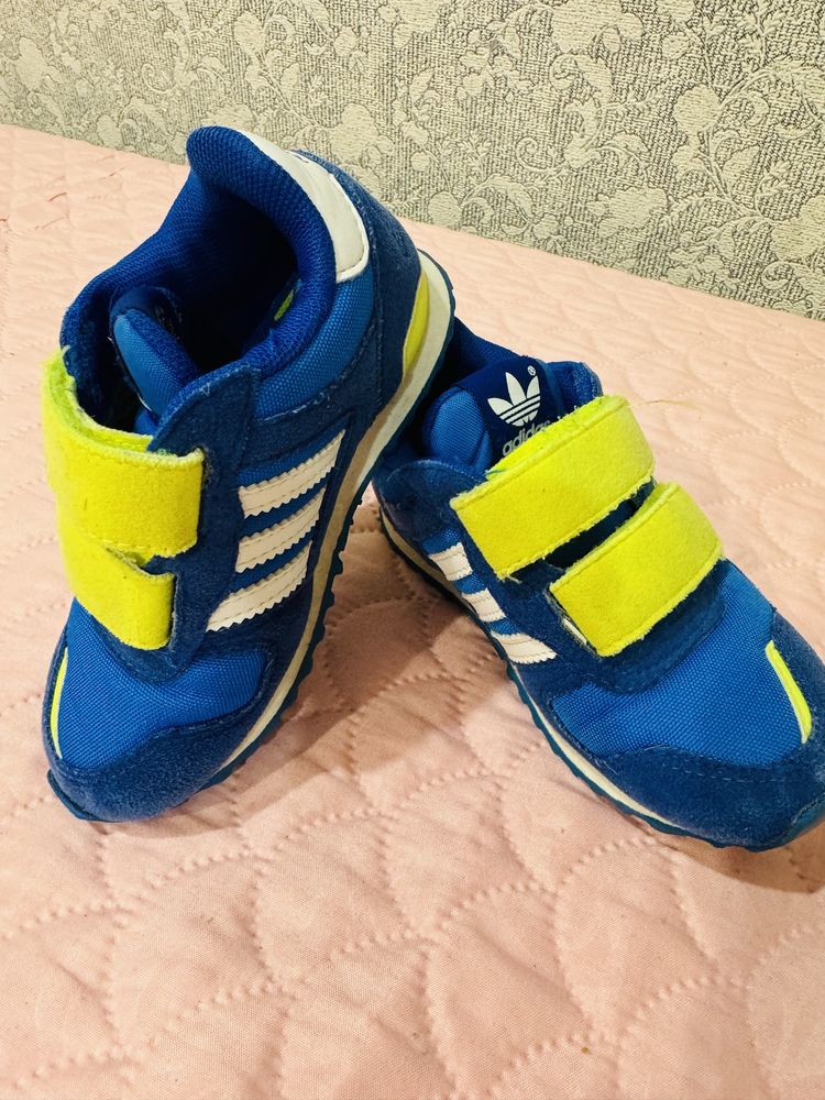 Кроссовки  Adidas